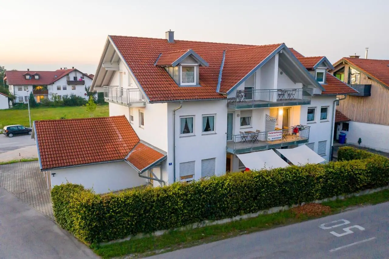 Unterneukirchen Ferienwohnung Altoetting דירה
